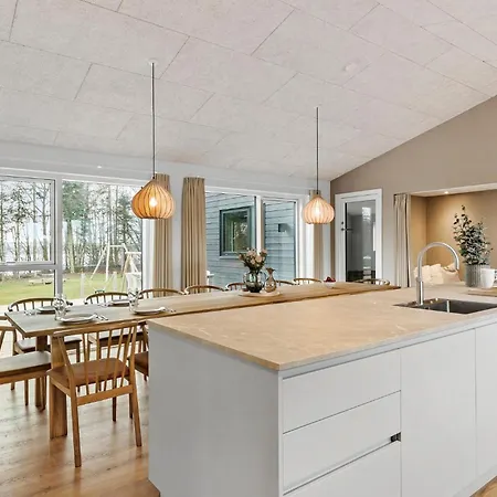 Gorgeous In With Sauna Feriehus *